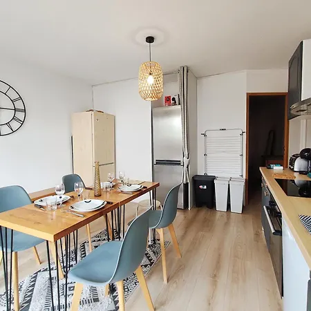 Appartement 4 - *